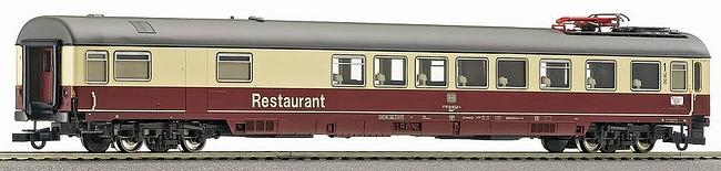 Restaurant car 1st class in TEE livery<br /><a href='images/pictures/Roco/45786.jpg' target='_blank'>Full size image</a>